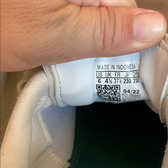 Adidas Stan Smith Mint Green Sneakers - Picture 3 of 4